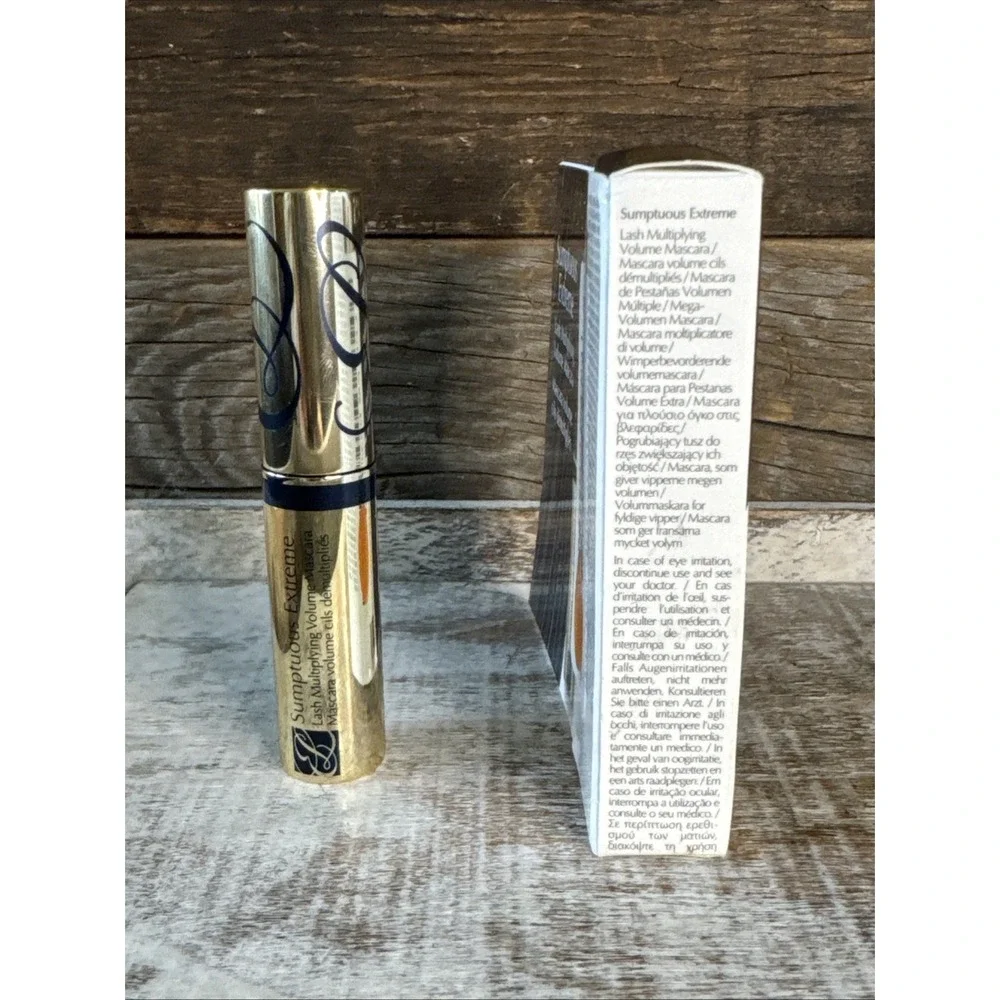 Estée Lauder Sumptuous Extreme Mini Mascara 0.09oz Extreme Black | MSRP = $15